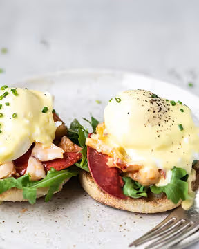 Lobster eggs benedict